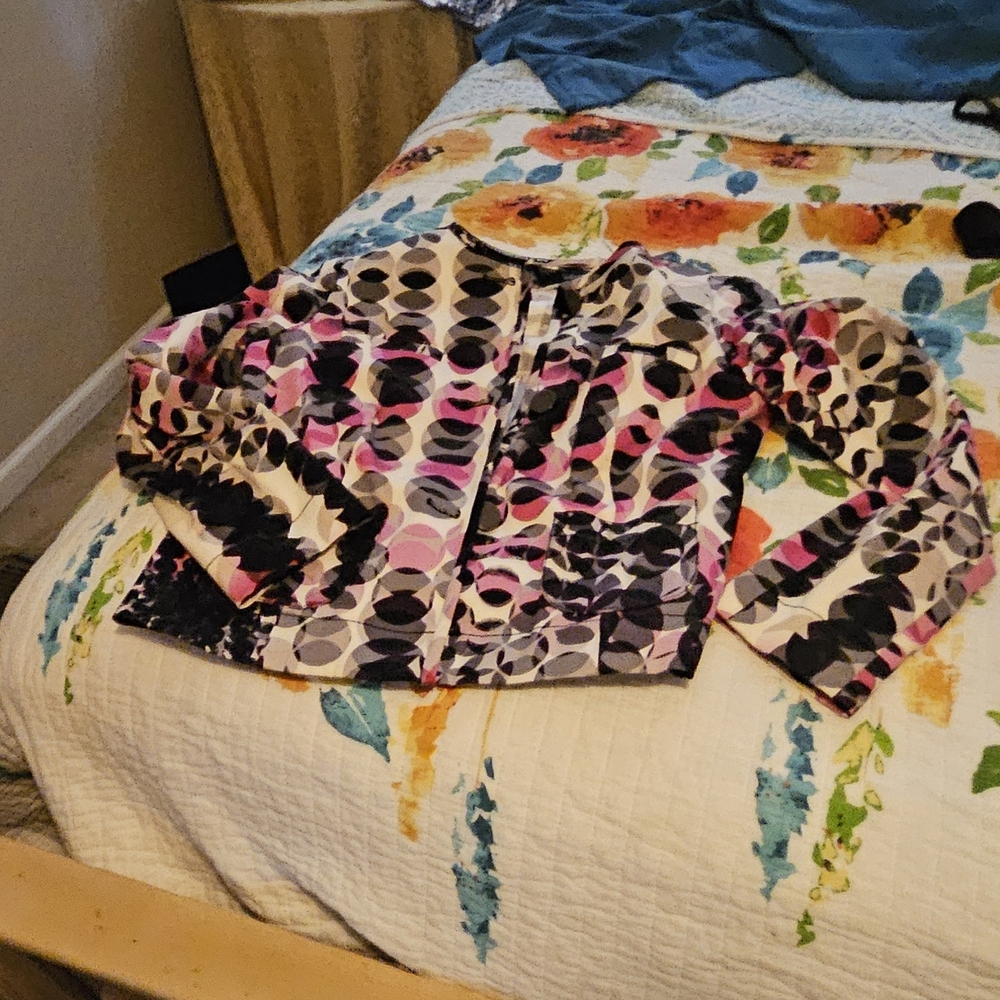 Colorful Geometric Patterned Jacket - Picture 2 of 2